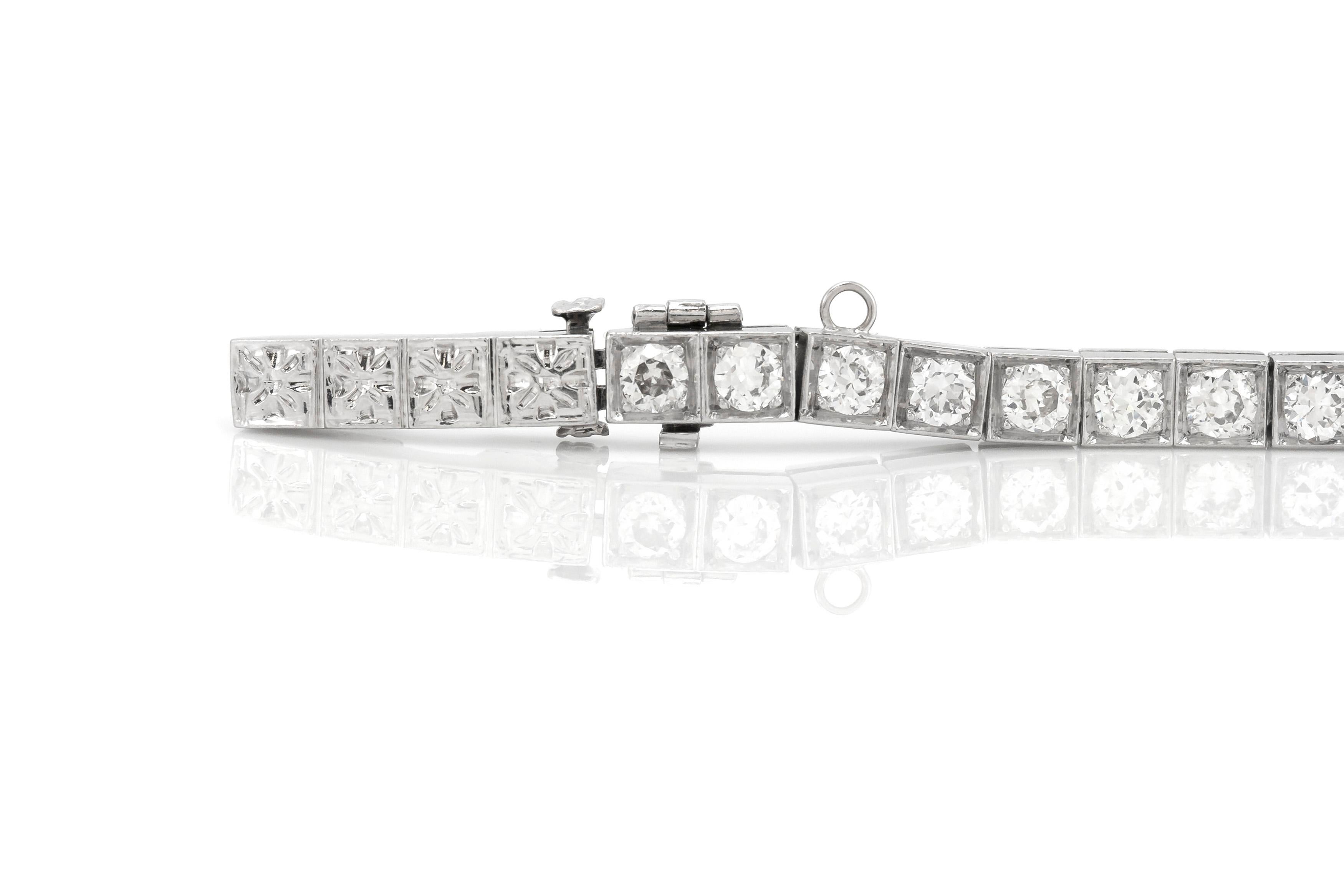 Platinum and Diamond Straight Line Bracelet 1
