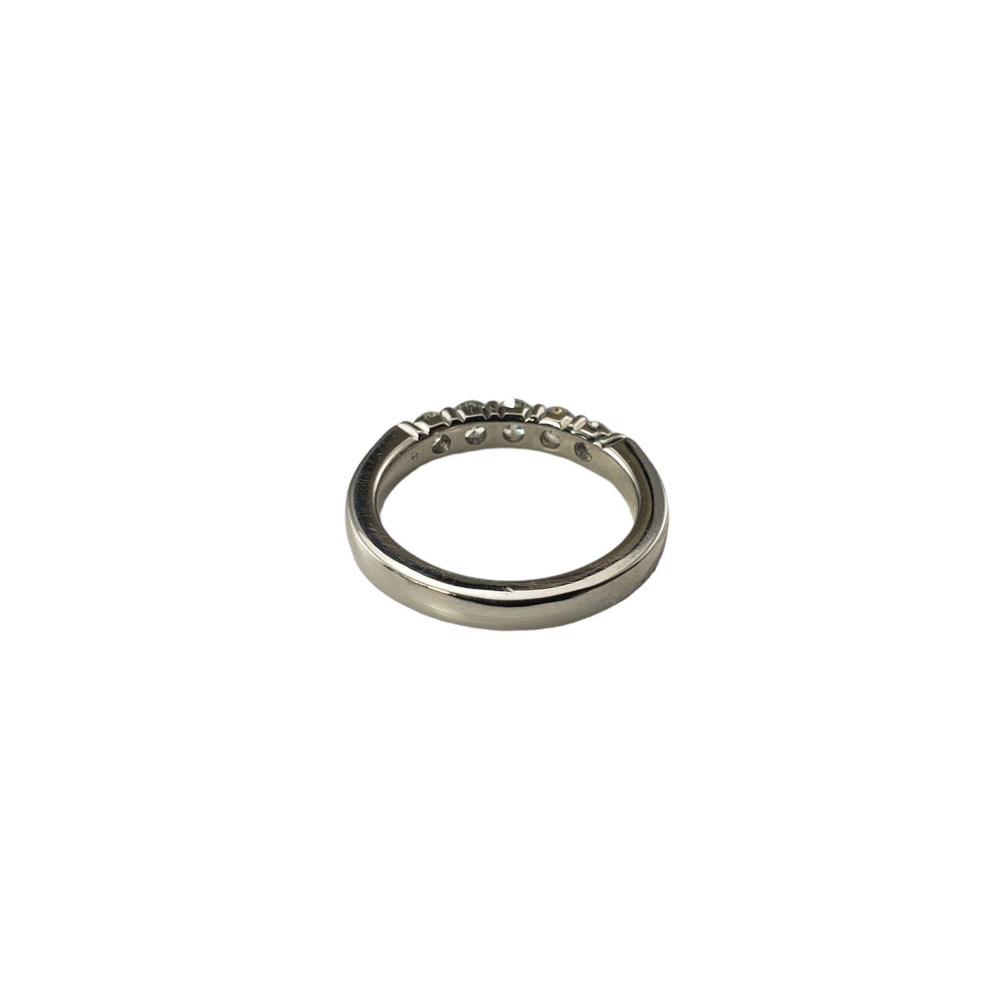 Women's  Platinum and Diamond Wedding Band Ring Size 4.75 #15067