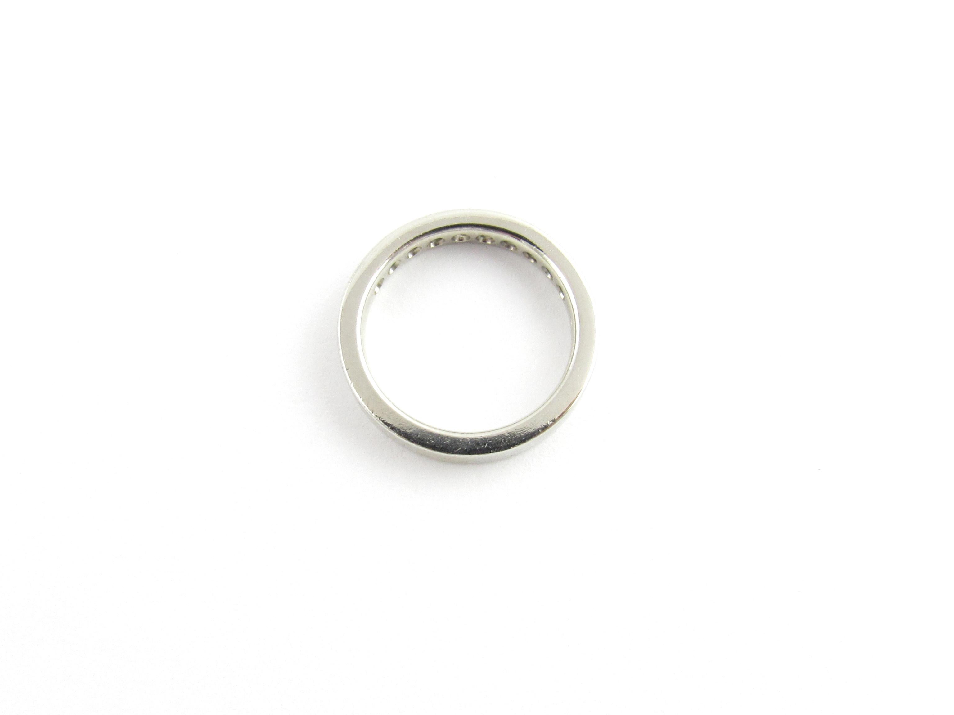 Platinum and Diamond Wedding Band In Good Condition In Washington Depot, CT
