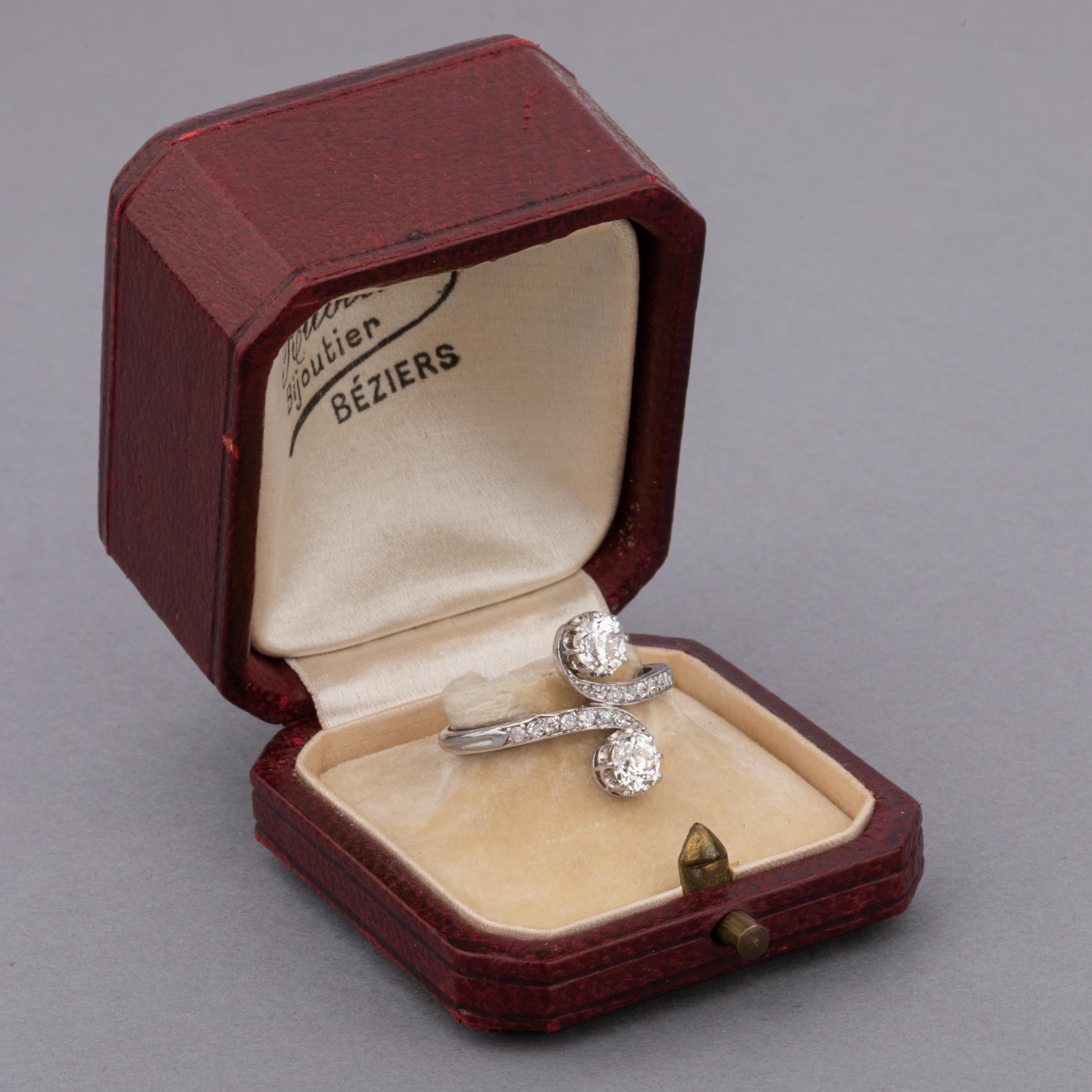 Platin und Diamanten Antiker Toi et Moi Ring (Alteuropäischer Schliff) im Angebot