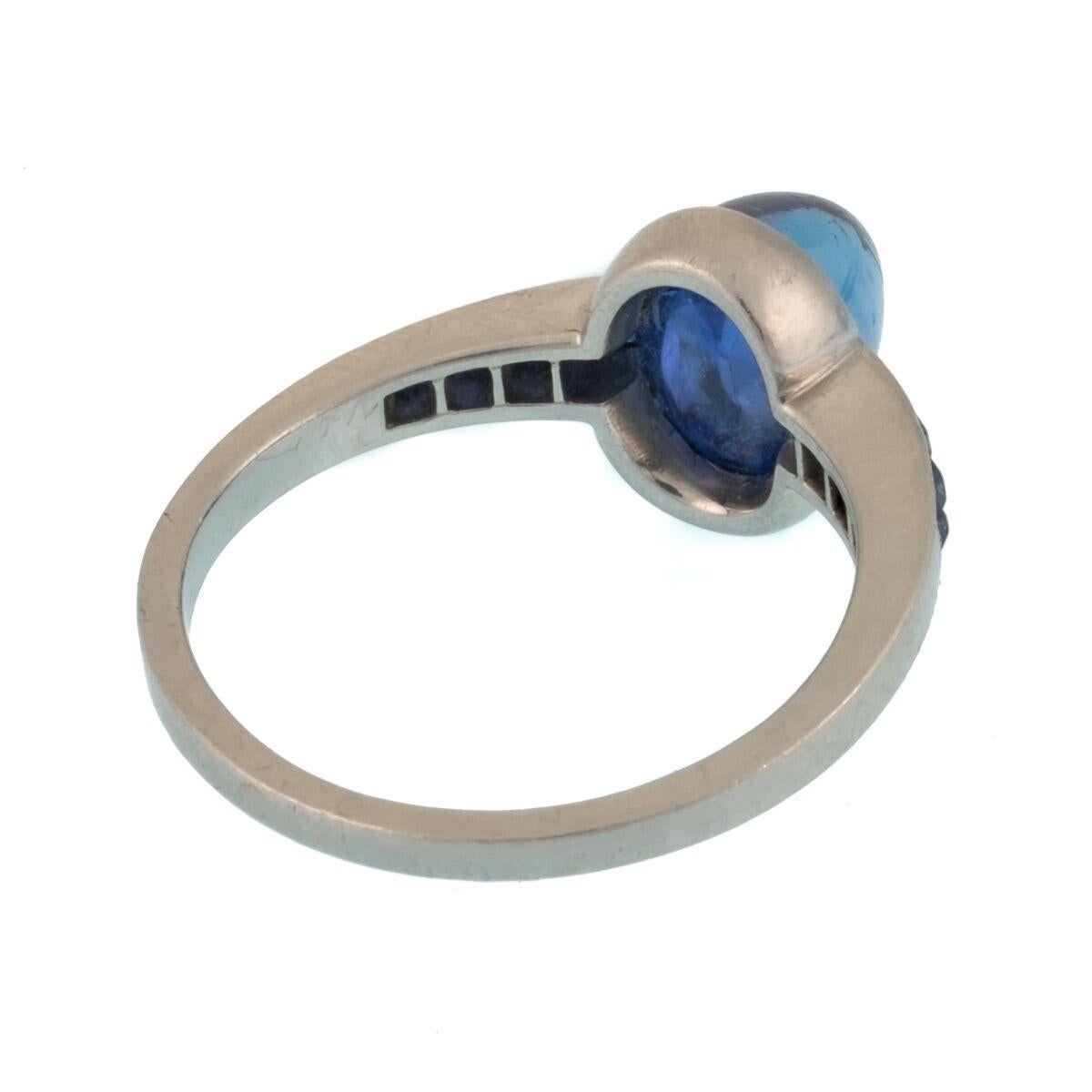 Platinum and French Cut Sapphires Featuring a 1.3 Carat Cabochon Sapphire Ring For Sale 1