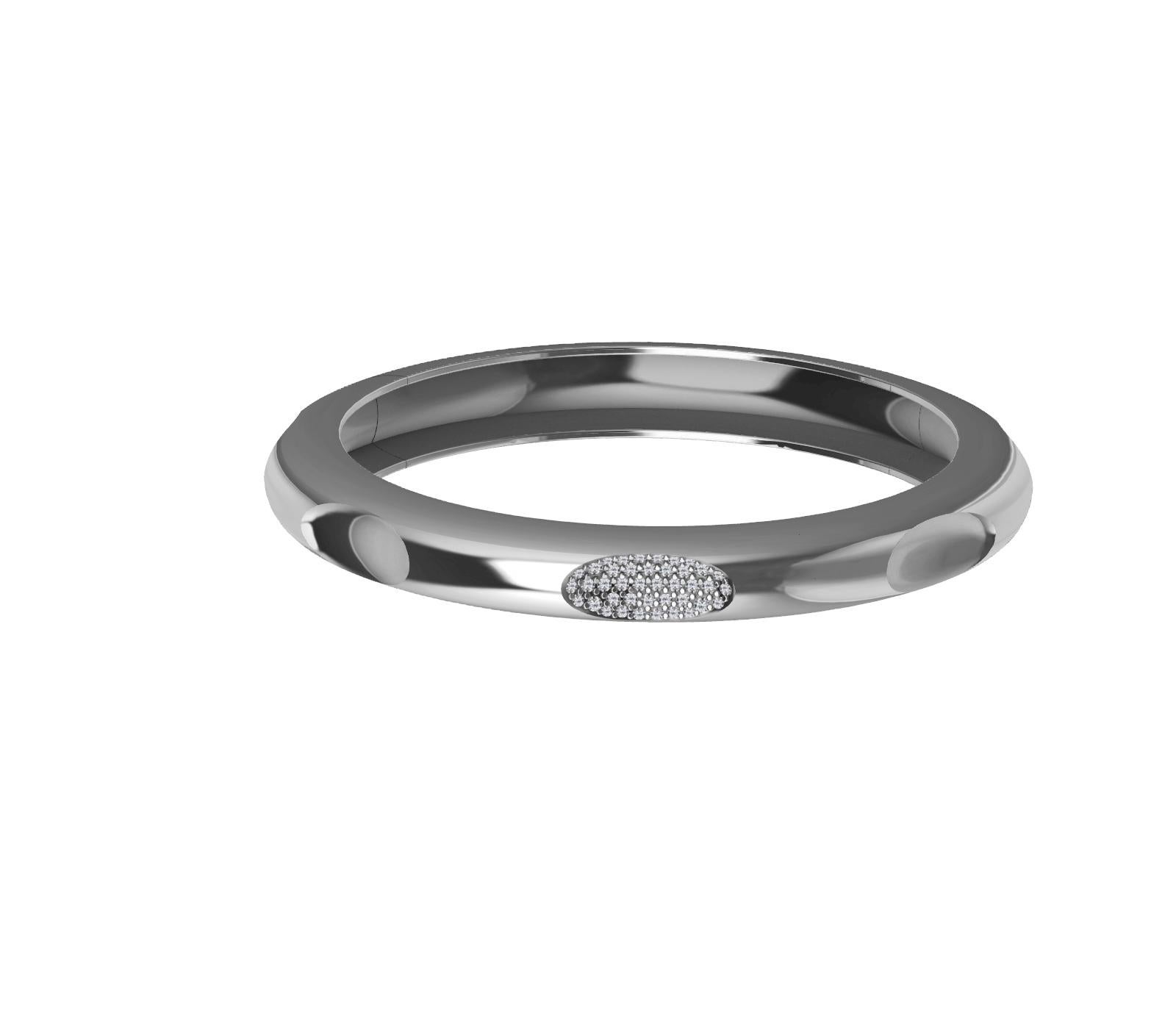 Bracelet jonc ovale à 7 diamants en platine et argent Pour femmes en vente