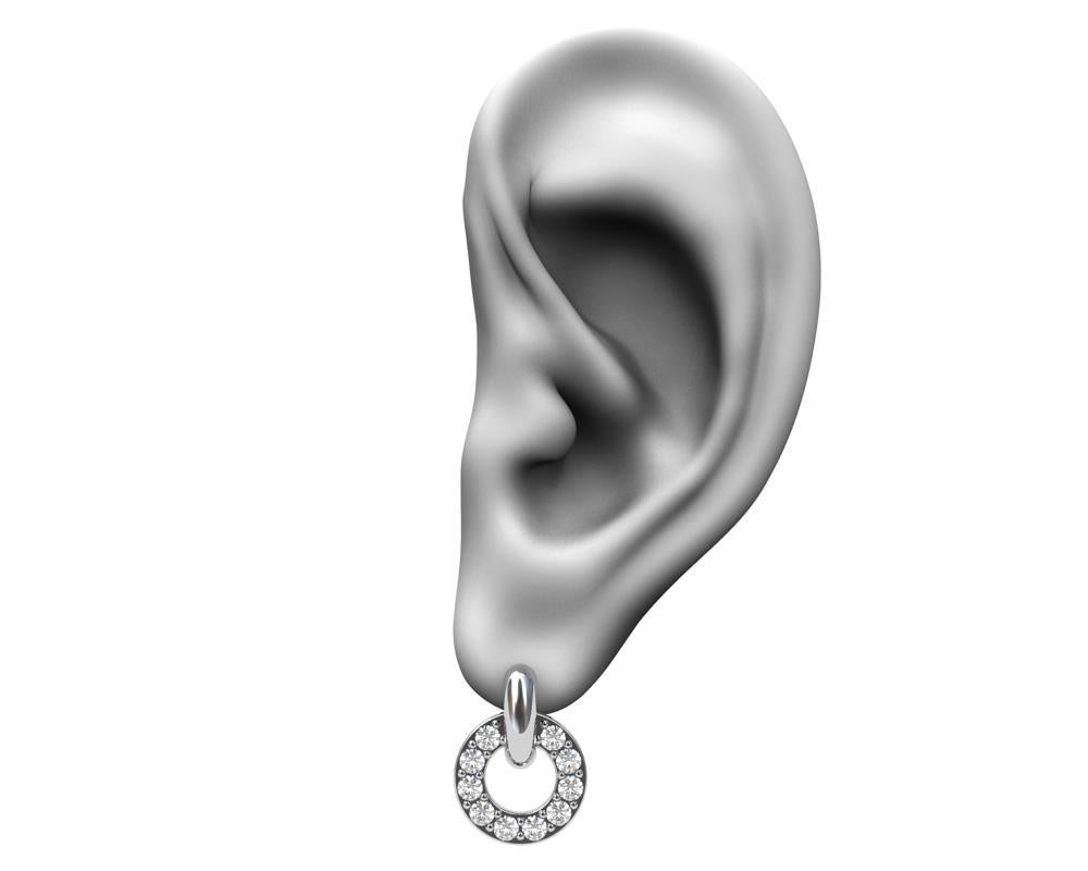 Boucles d'oreilles pendantes en platine et argent avec diamants en vente 1
