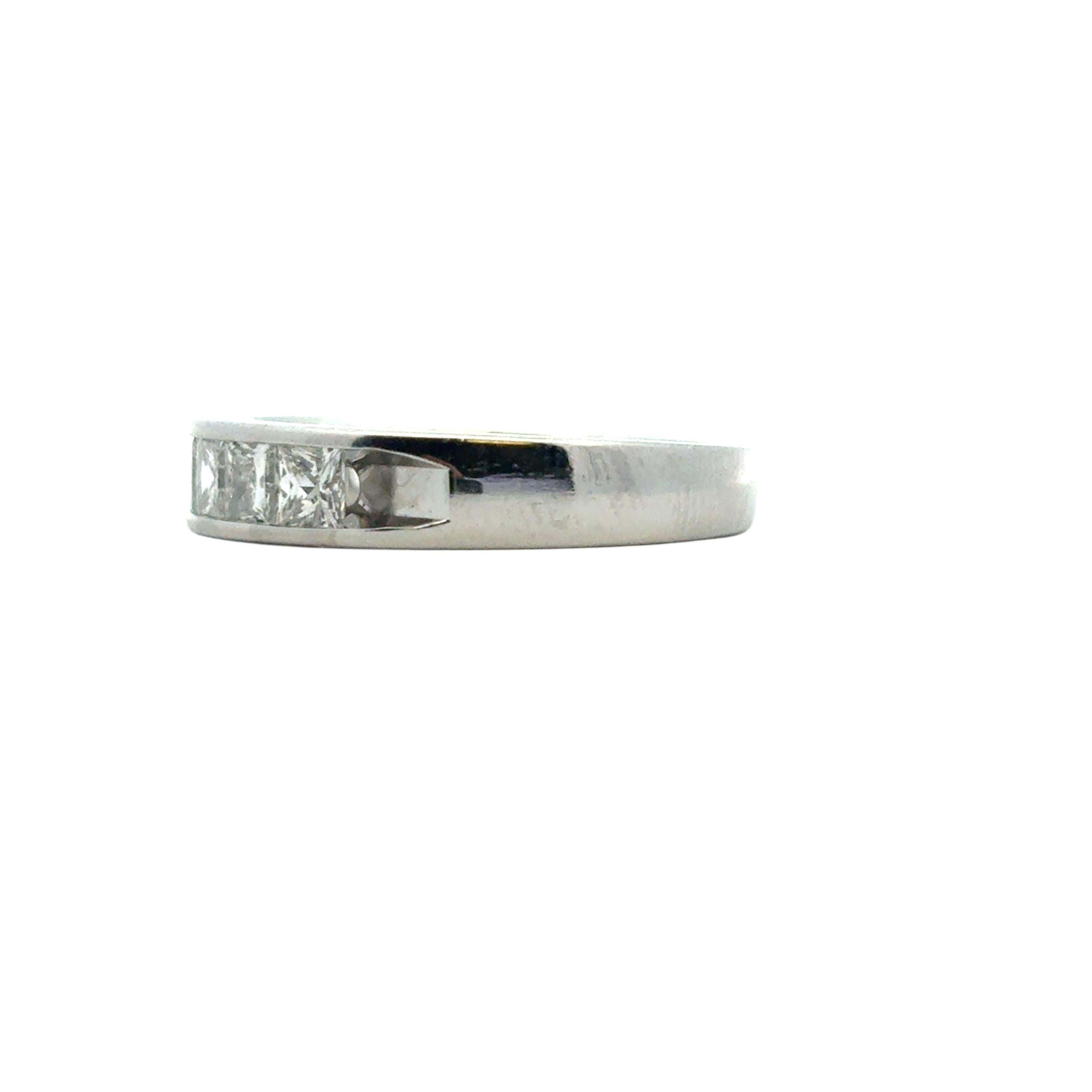 da uomo o donna Platinum approx. 1.42ctw Diamond Wedding Band in vendita