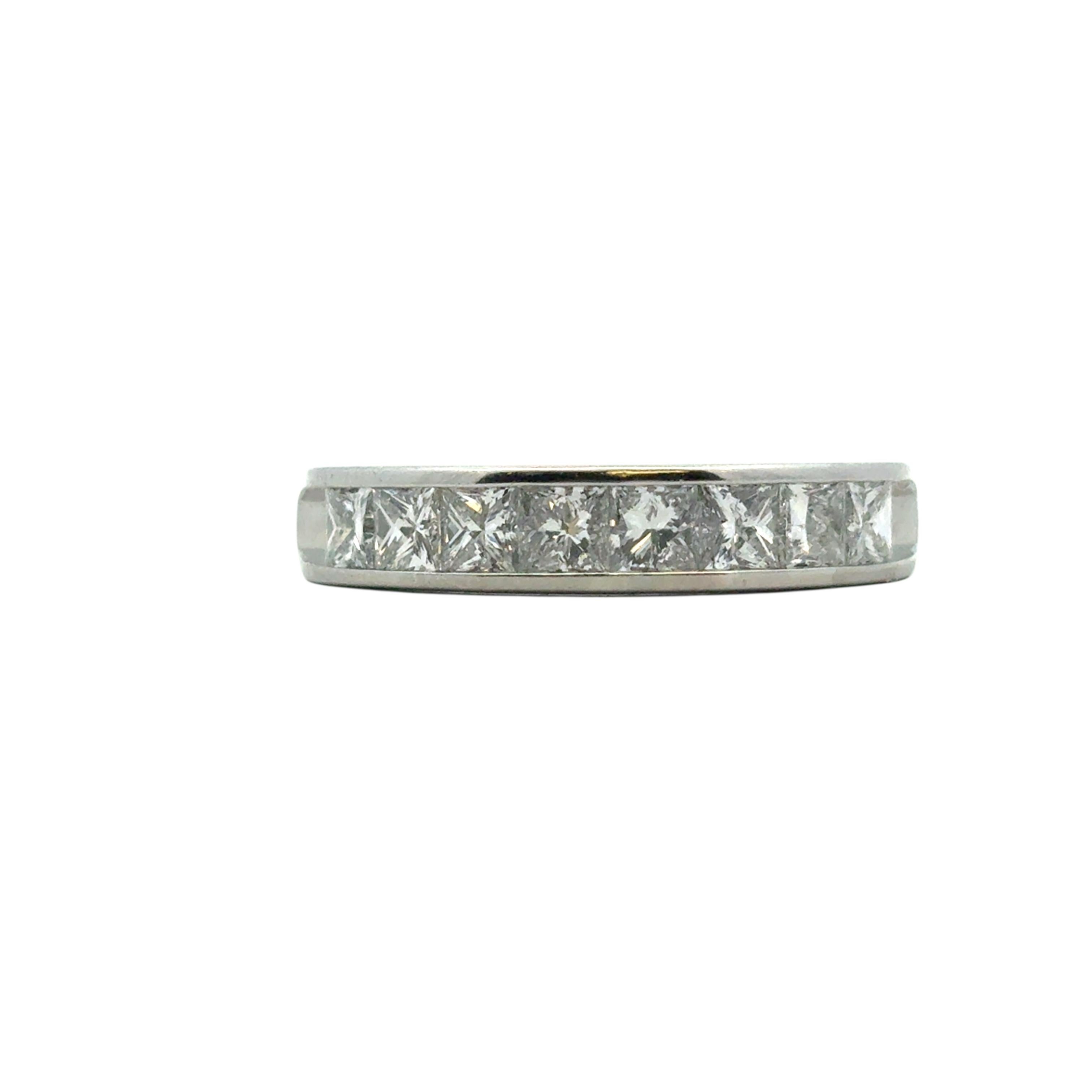 Platinum approx. 1.42ctw Diamond Wedding Band in vendita 3