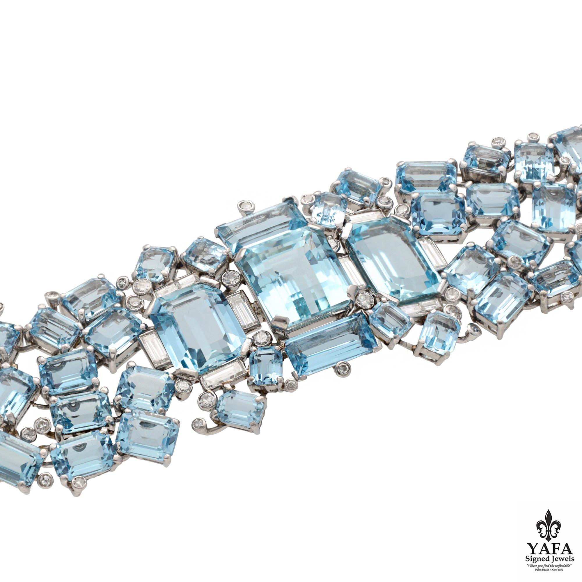 Platinum Aquamarine and Diamond Bracelet In Excellent Condition For Sale In New York, NY
