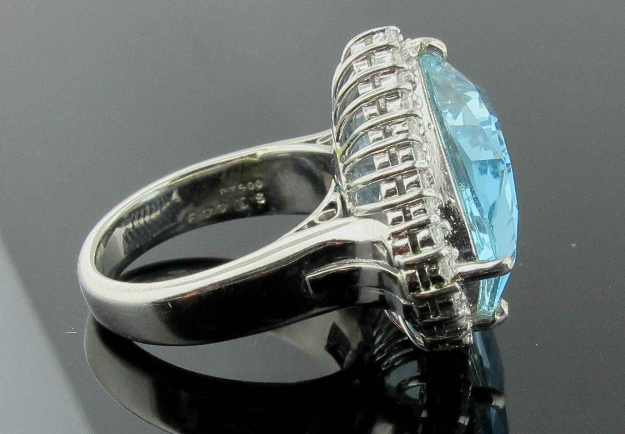 Platinum Aquamarine and Diamond Ring For Sale 1