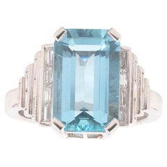 Platinum, Aquamarine and Diamond Ring