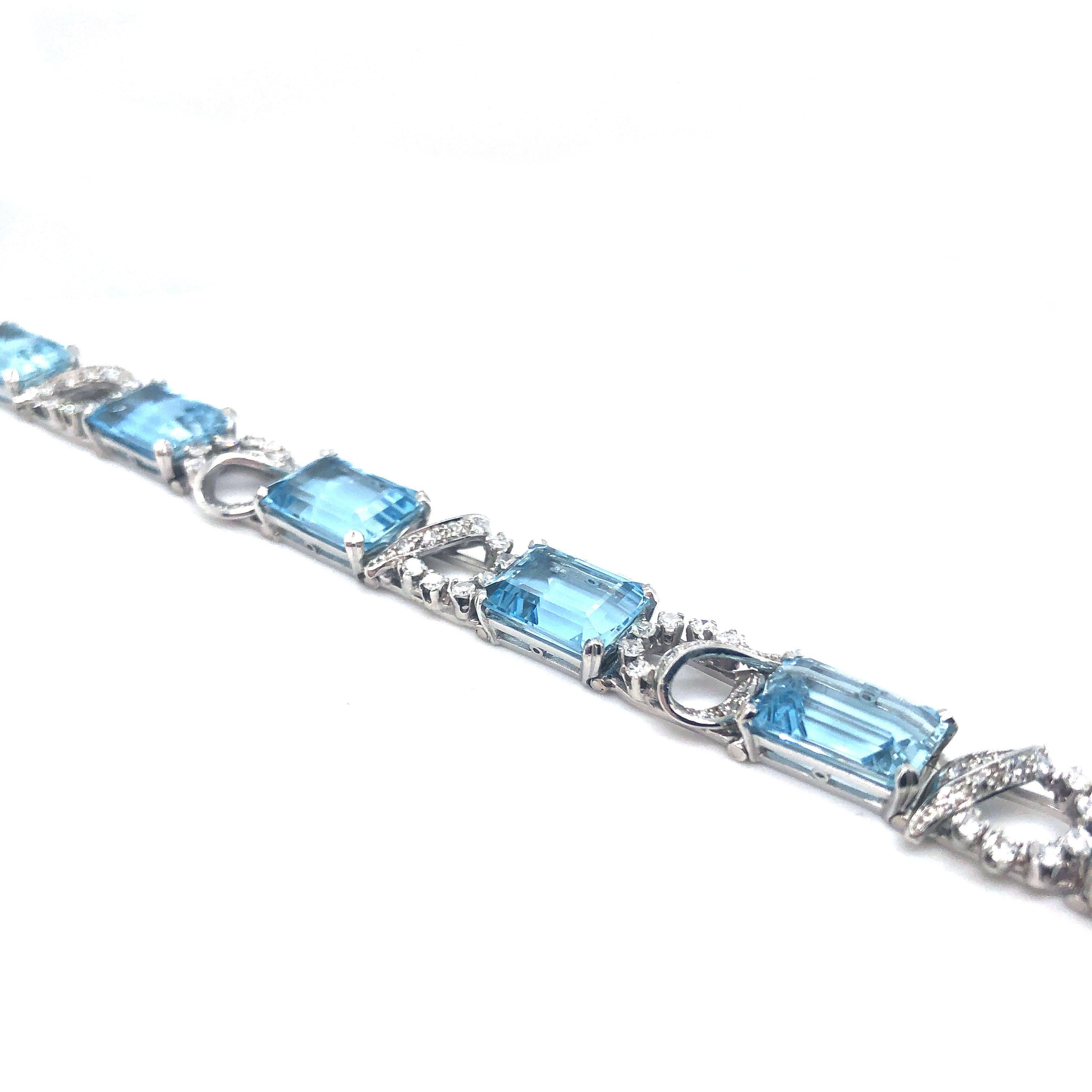 Platinum Aquamarine and Diamond Bracelet In Excellent Condition In La Jolla, CA