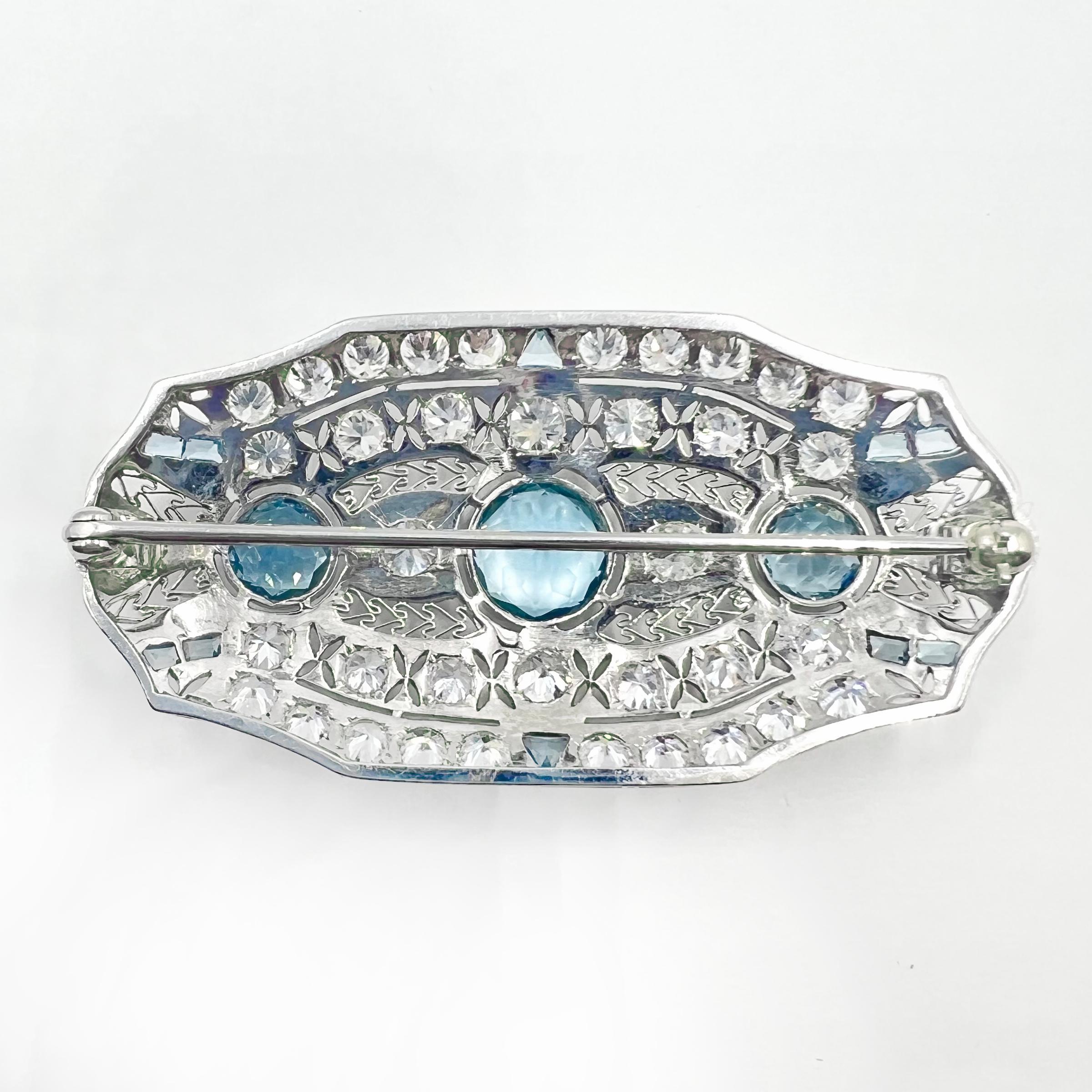 Platinum Aquamarine Diamond Edwardian Brooch Pin In Excellent Condition For Sale In Palm Beach, FL