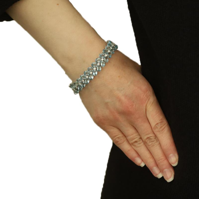 Oval Cut Platinum Aquamarine Diamond Vintage Link Bracelet 7