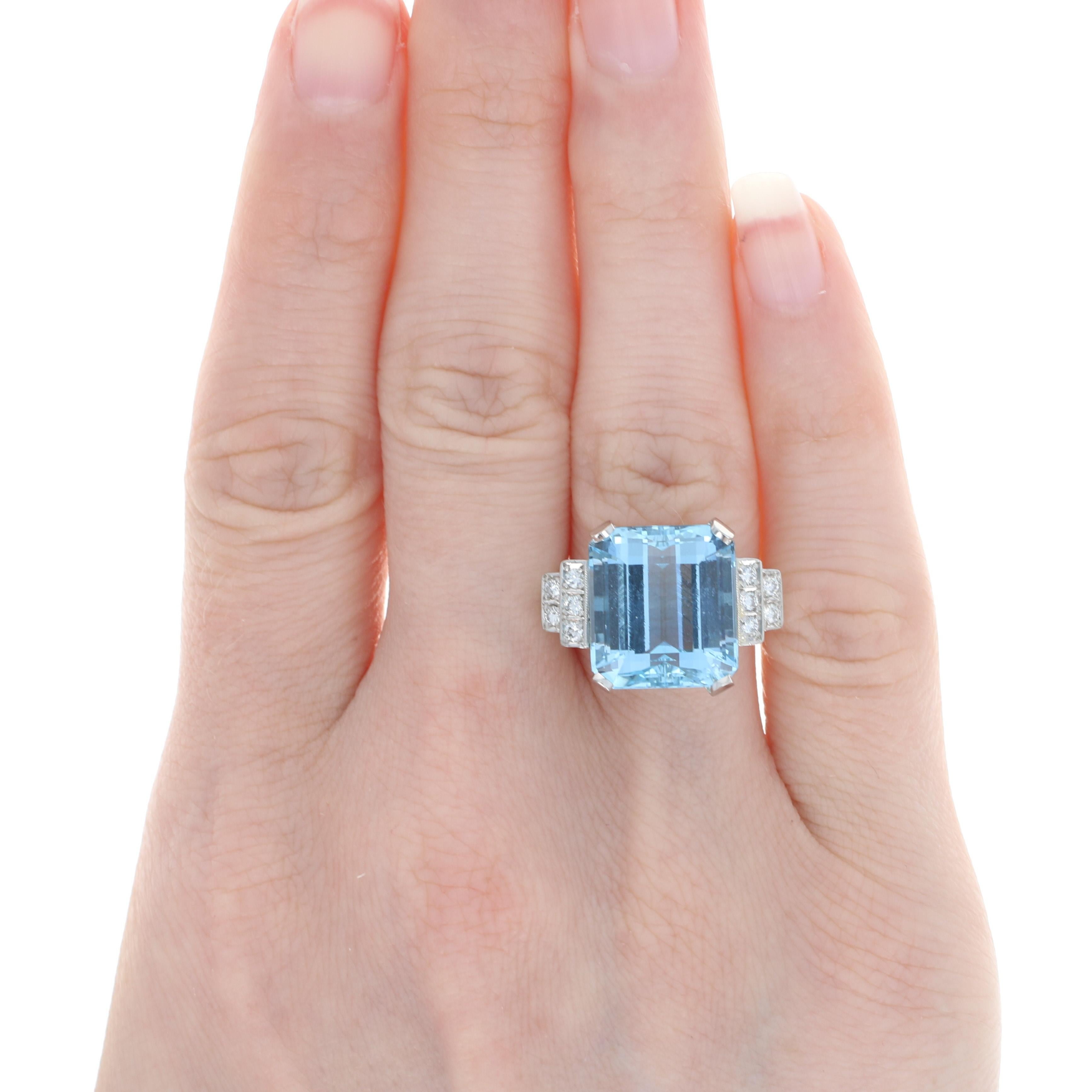 Platinum Aquamarine and Diamond Vintage Ring, Emerald Cut 11.38 Carat Milgrain In Excellent Condition In Greensboro, NC