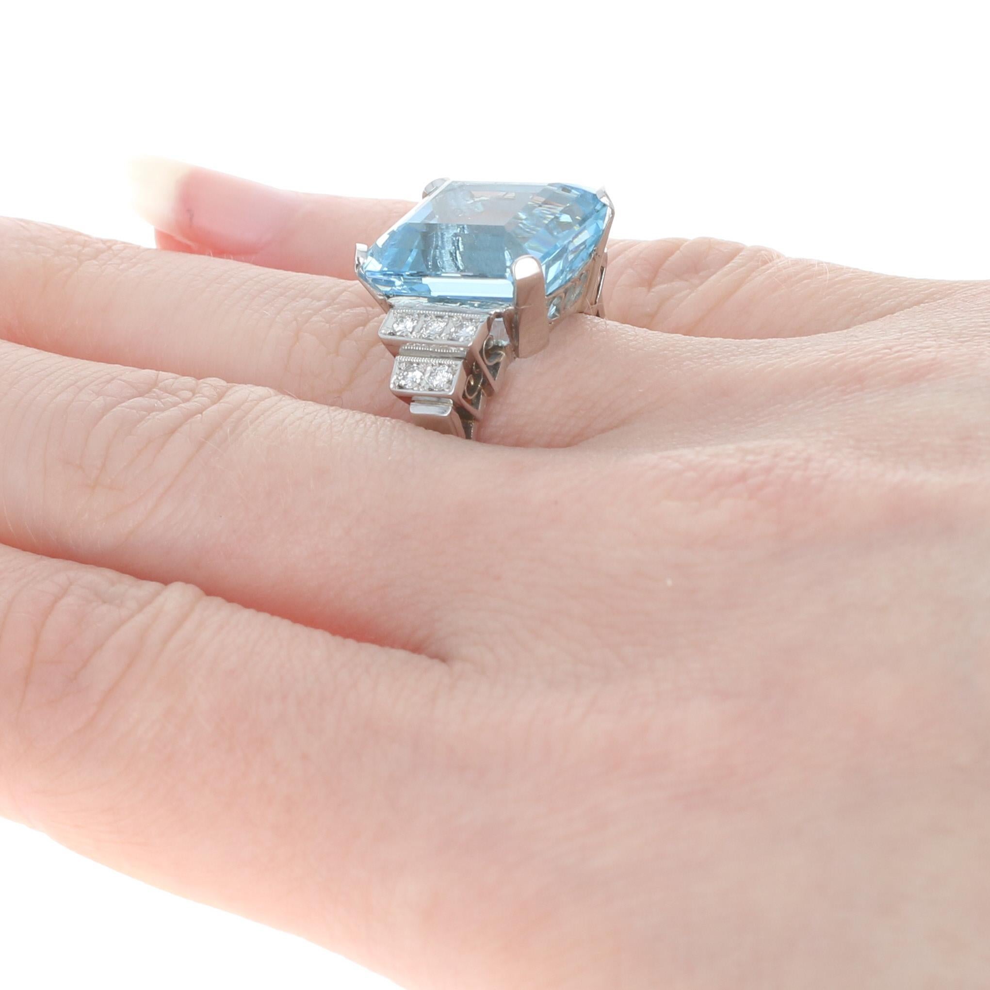 Women's or Men's Platinum Aquamarine and Diamond Vintage Ring, Emerald Cut 11.38 Carat Milgrain
