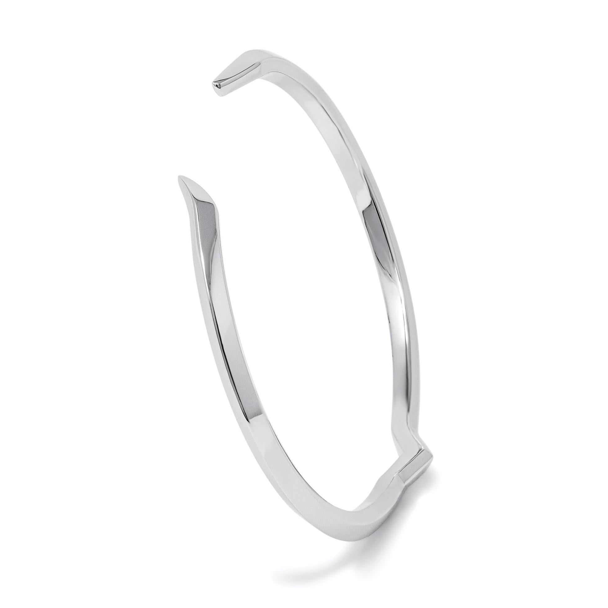 The Fang Bangle took inspiration from architecture, nature and calligraphy to create a minimalist yet metaphorical design. The shape and structure of the design took references from the antarctic animals'' skeletons and a stroke from the Chinese