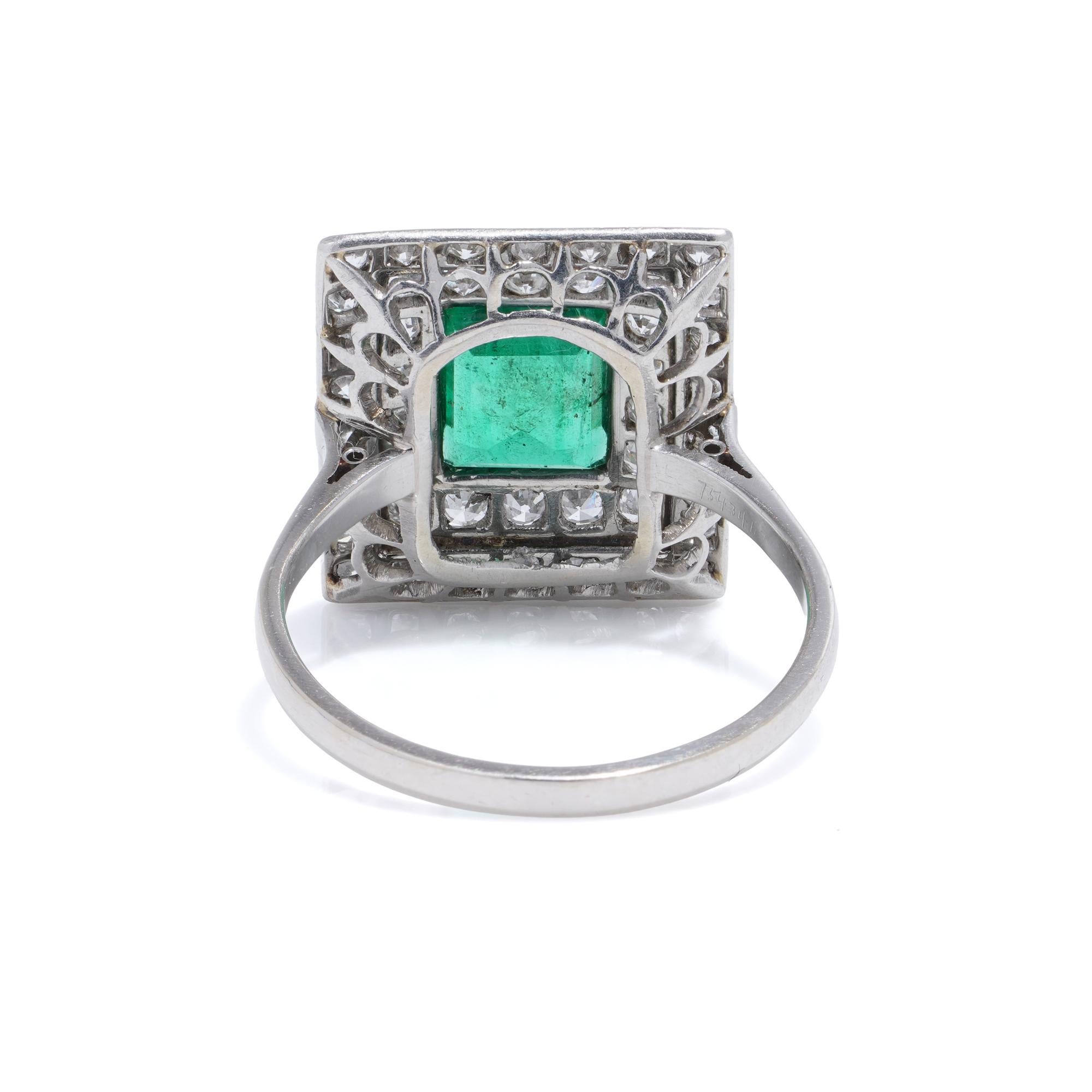 Platino Art Deco 0,90 carati di smeraldo e diamante a due file. In condizioni buone in vendita a Braintree, GB