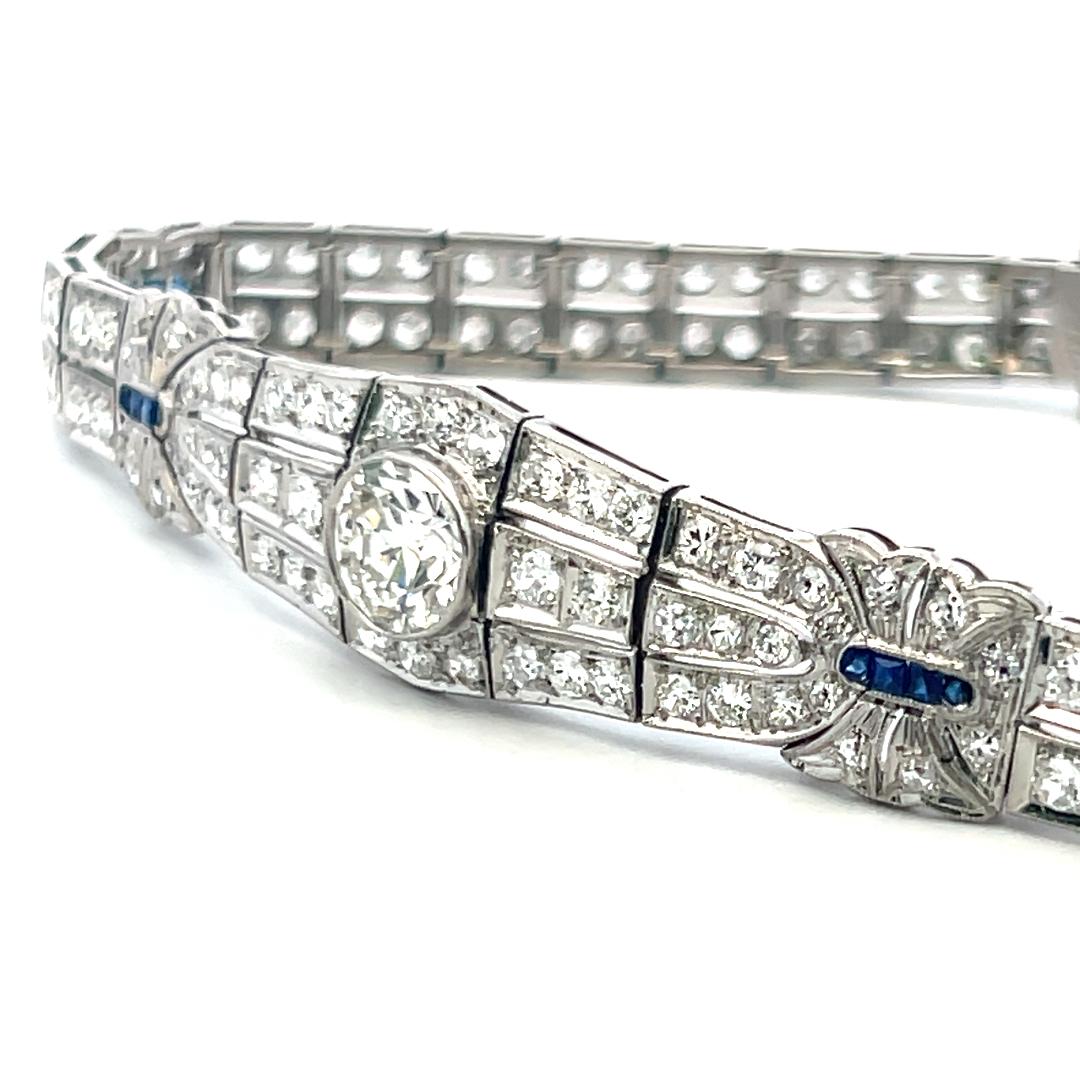 Pulsera Art-Deco de platino con diamantes de 4,70 ct y detalles de zafiro en venta 4