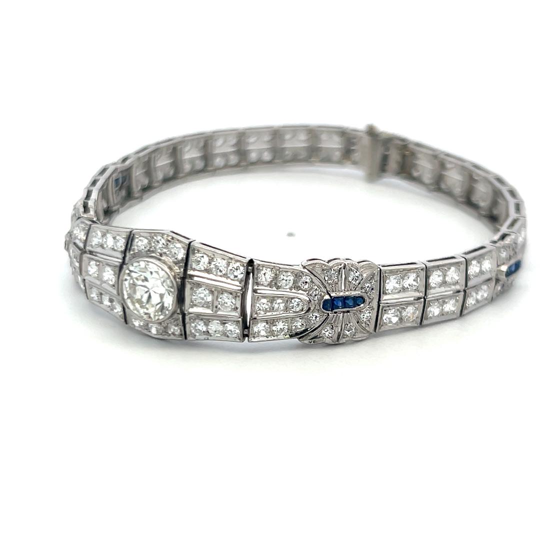 Pulsera Art-Deco de platino con diamantes de 4,70 ct y detalles de zafiro en venta 2