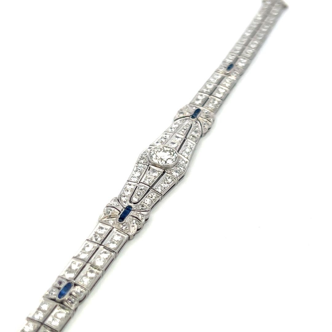 Pulsera Art-Deco de platino con diamantes de 4,70 ct y detalles de zafiro en venta 3