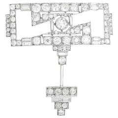 Platinum Art Deco Brooch Set with Diamonds Platinum Art Deco Brooch Set with Diamonds
