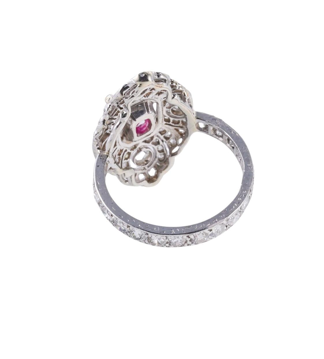 Platinum Art Deco Certified 1.50 Carat No Heat Ruby Diamond Ring In Excellent Condition For Sale In New York, NY