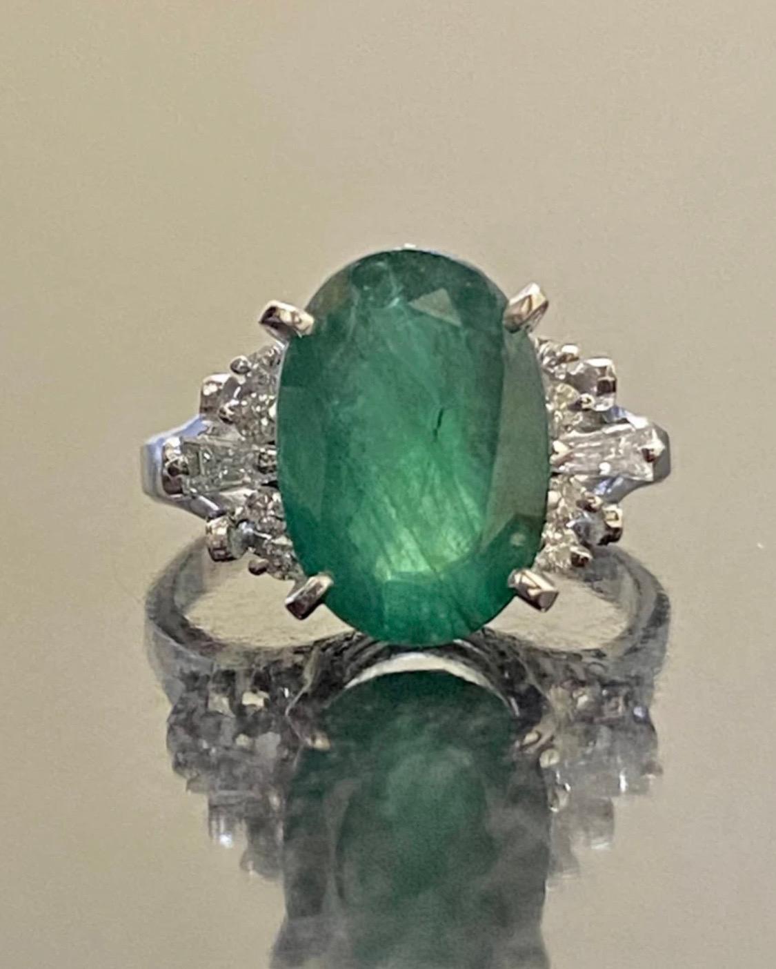 Platinum Art Deco Diamond 4.56 Carat Oval Emerald Engagement Ring For Sale 2