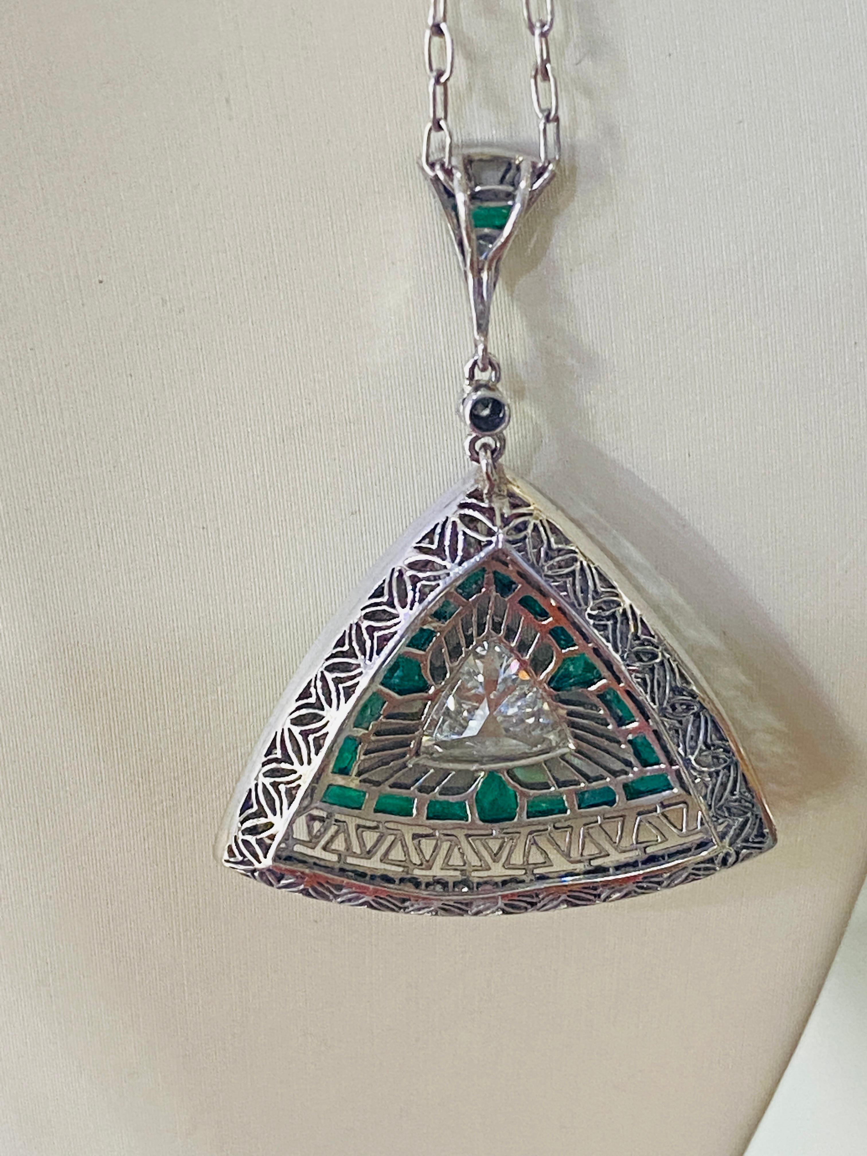Platinum Art Deco Diamond and Emerald Necklace 3