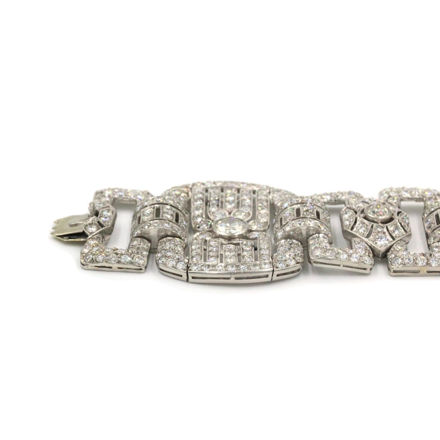 Platinum Art Deco Diamond Bracelet with 37.50 Ctw of Diamonds In Excellent Condition For Sale In Naples, FL