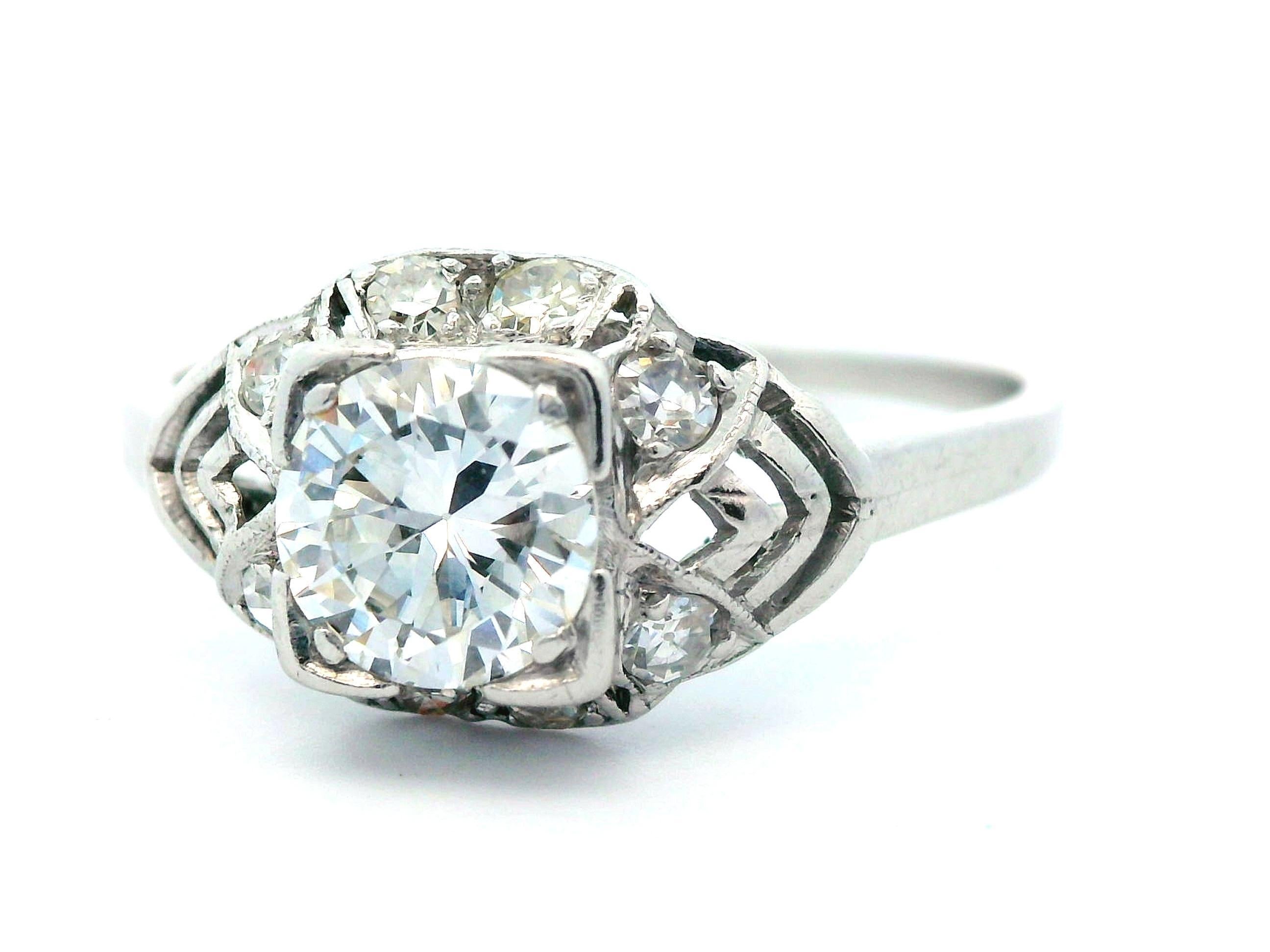Platinum Art Deco Diamond Engagement Ring For Sale 1