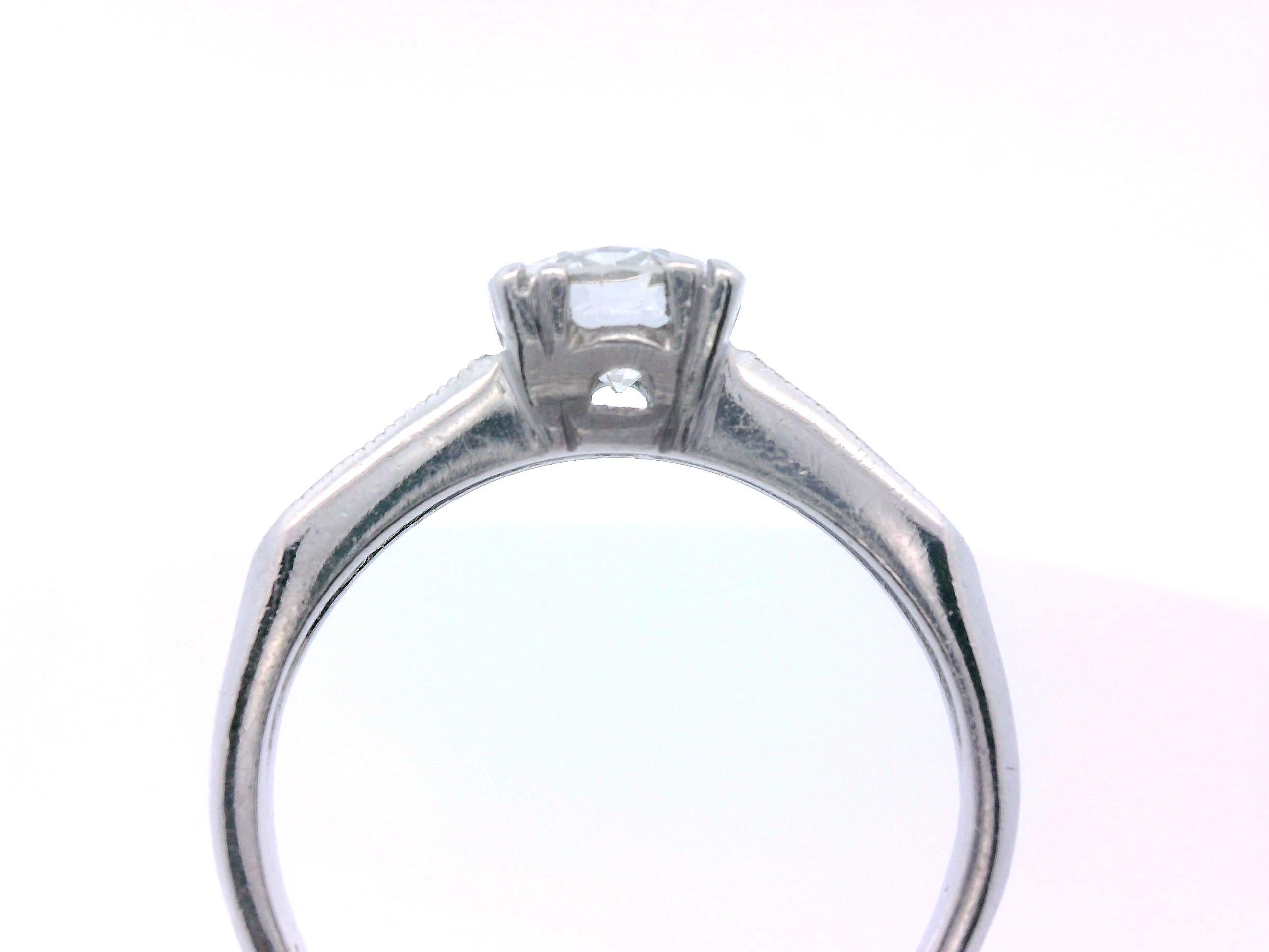 Anello di fidanzamento in platino con diamante Art Deco in vendita 3