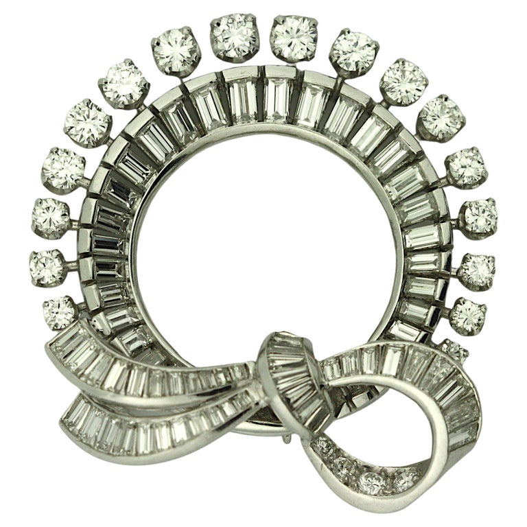 Platinum Art Deco Diamond Ribbon Pin or Pendant For Sale at 1stDibs