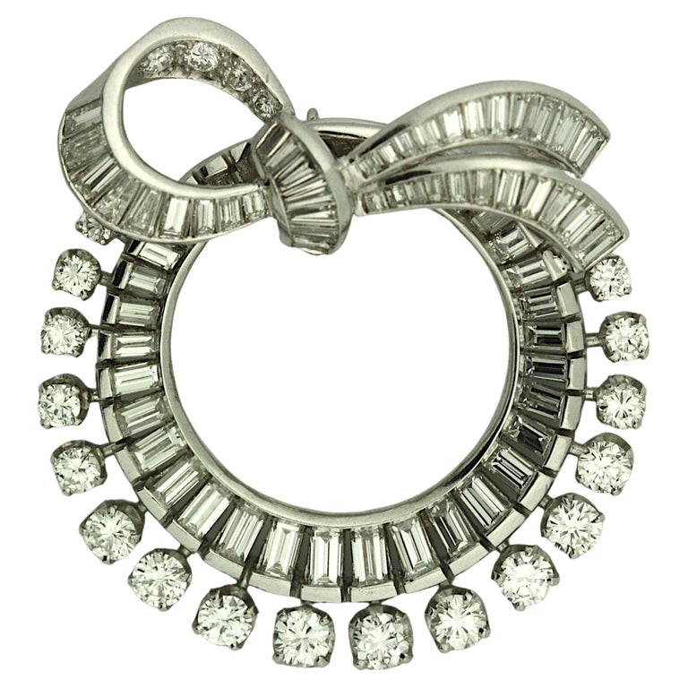 Platinum Art Deco Diamond Ribbon Pin or Pendant For Sale at 1stDibs