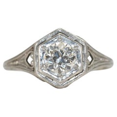 Bague Art déco en platine avec diamant 0.40ct