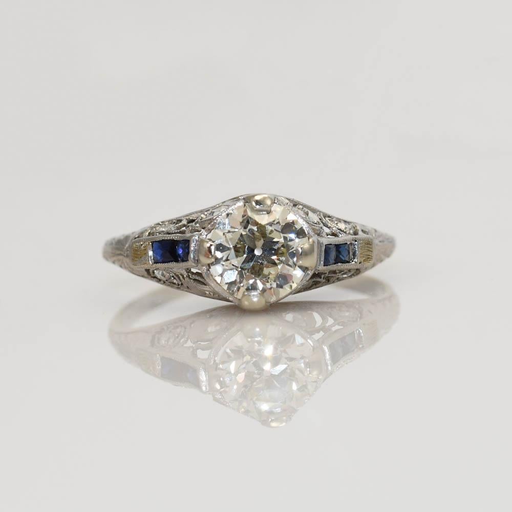 Anillo de diamantes Art Decó de platino 1,00 ct en venta 1