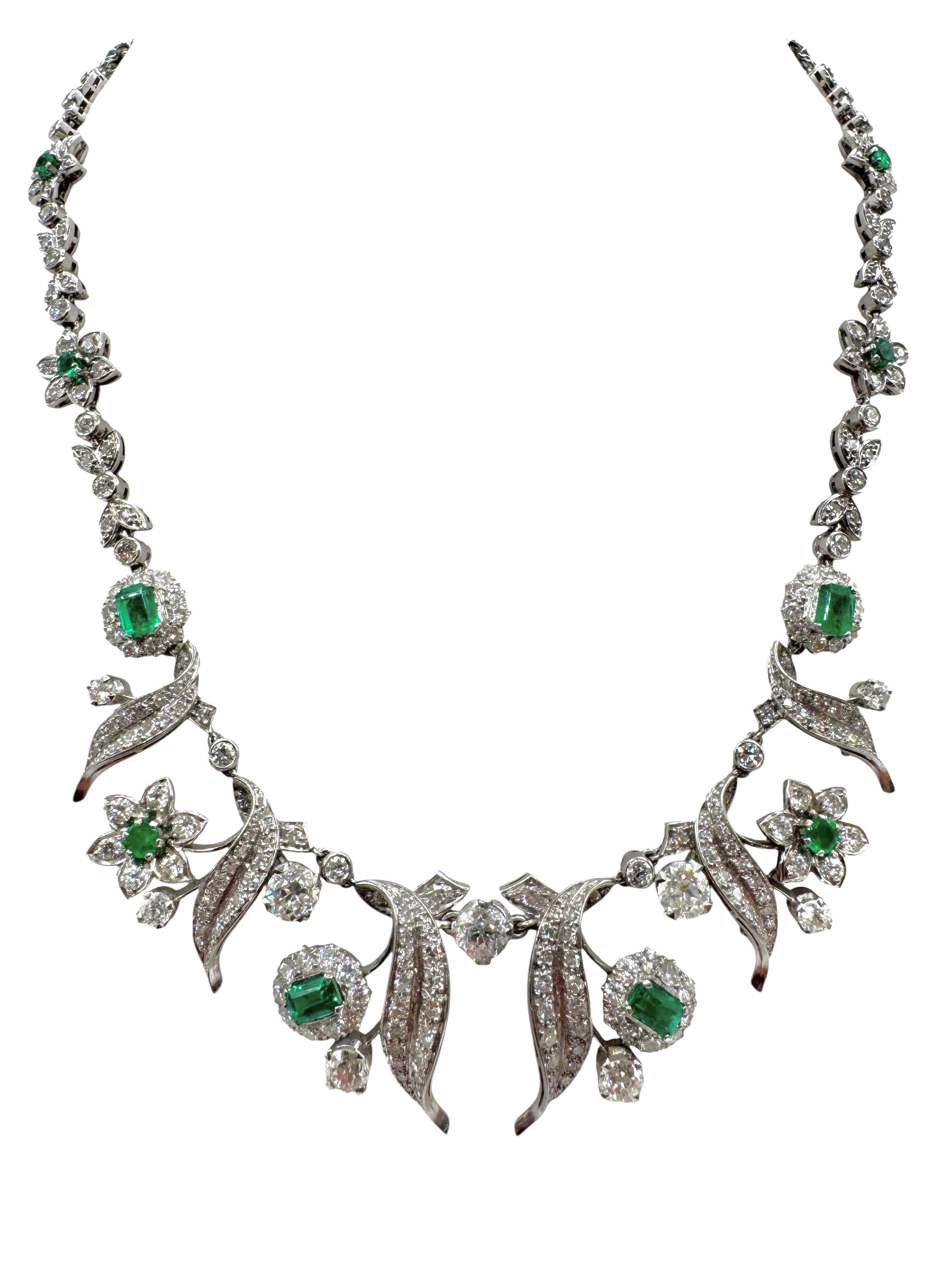 Platinum Art Deco Emerald and Diamond Foliate Necklace For Sale 4