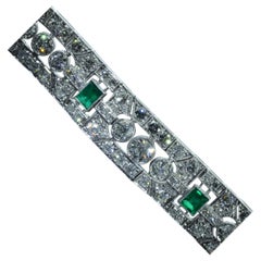 Platinum Art Deco Emerald and Diamonds Bracelet with Colombian Emeralds Platinum Art Deco Emerald and Diamonds Bracelet with Colombian Emeralds