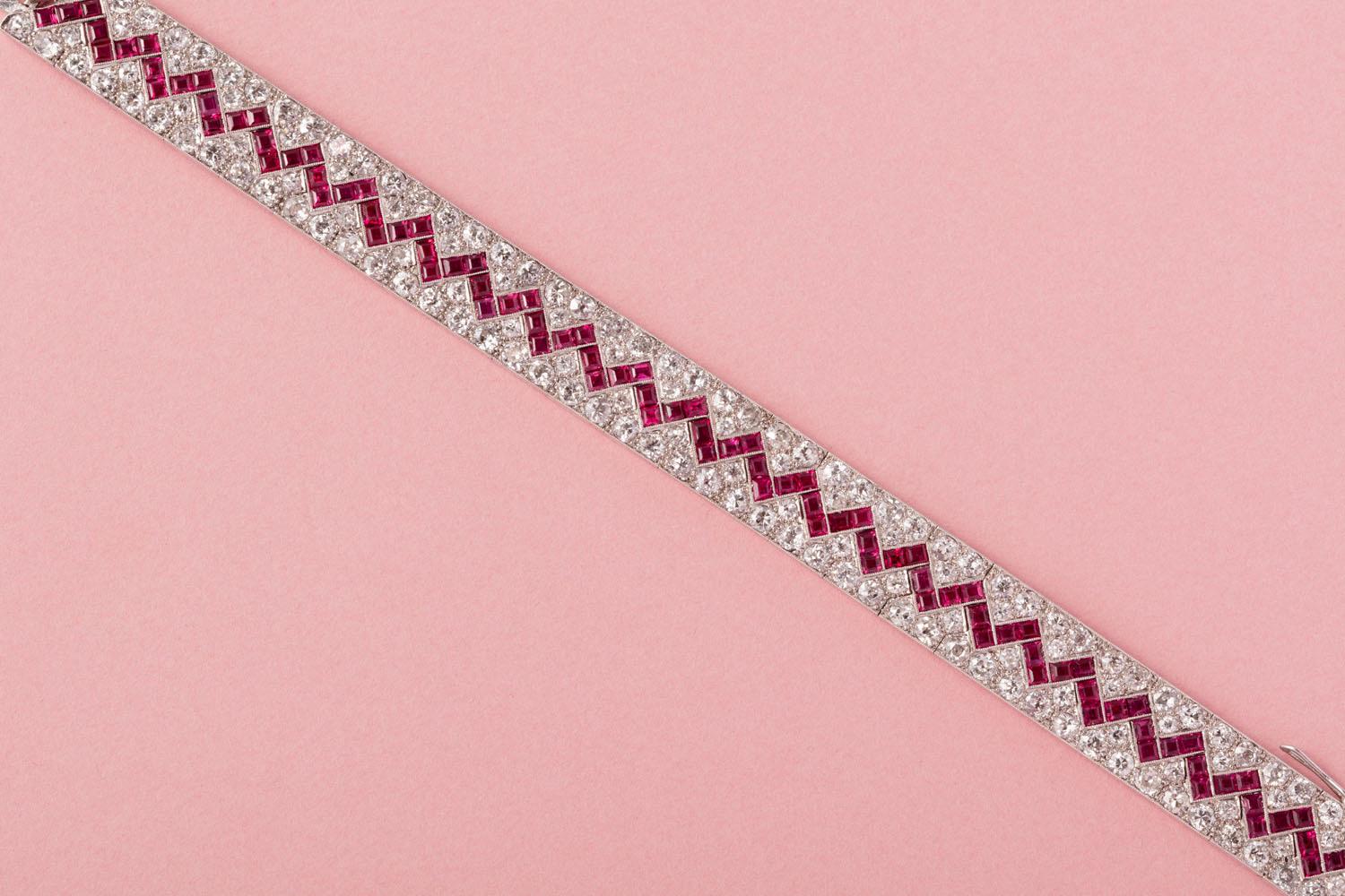 French Cut Platinum Art Deco French bracelet with diamonds and rubies For Sale
