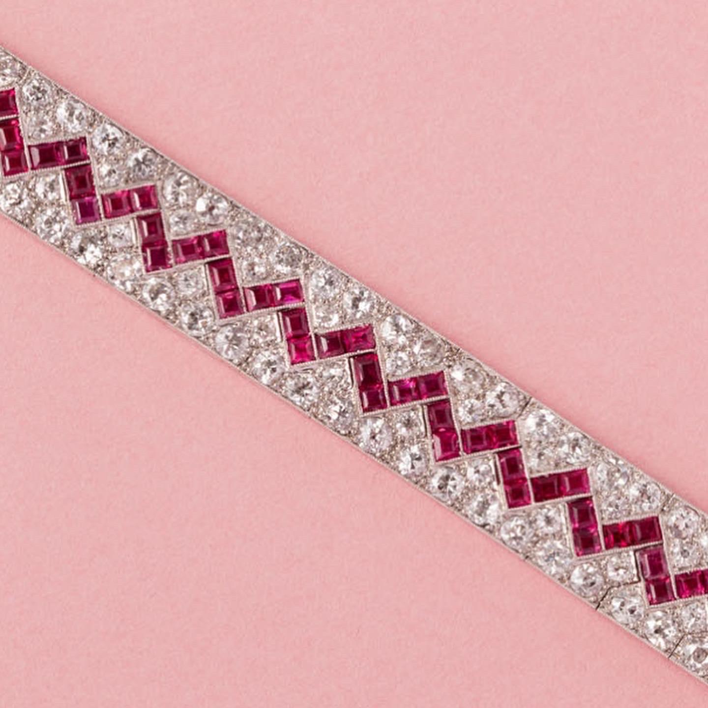 Platinum Art Deco French bracelet with diamonds and rubies For Sale 1