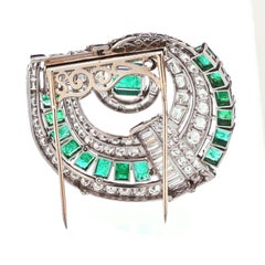 Platinum Art Deco Green Emerald And Diamond 25 Carat Brooch