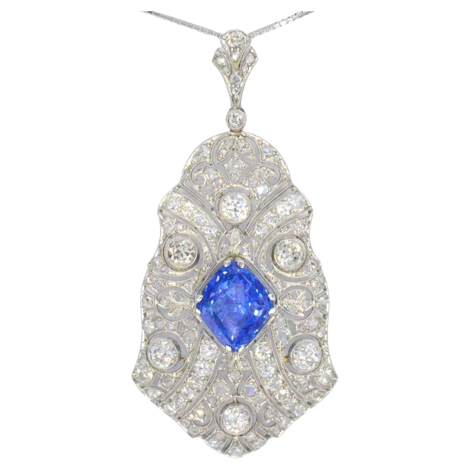 Platinum Art deco necklace full set with diamonds and a natural Sapphire
