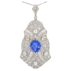Platinum Art deco necklace full set with diamonds and a natural Sapphire