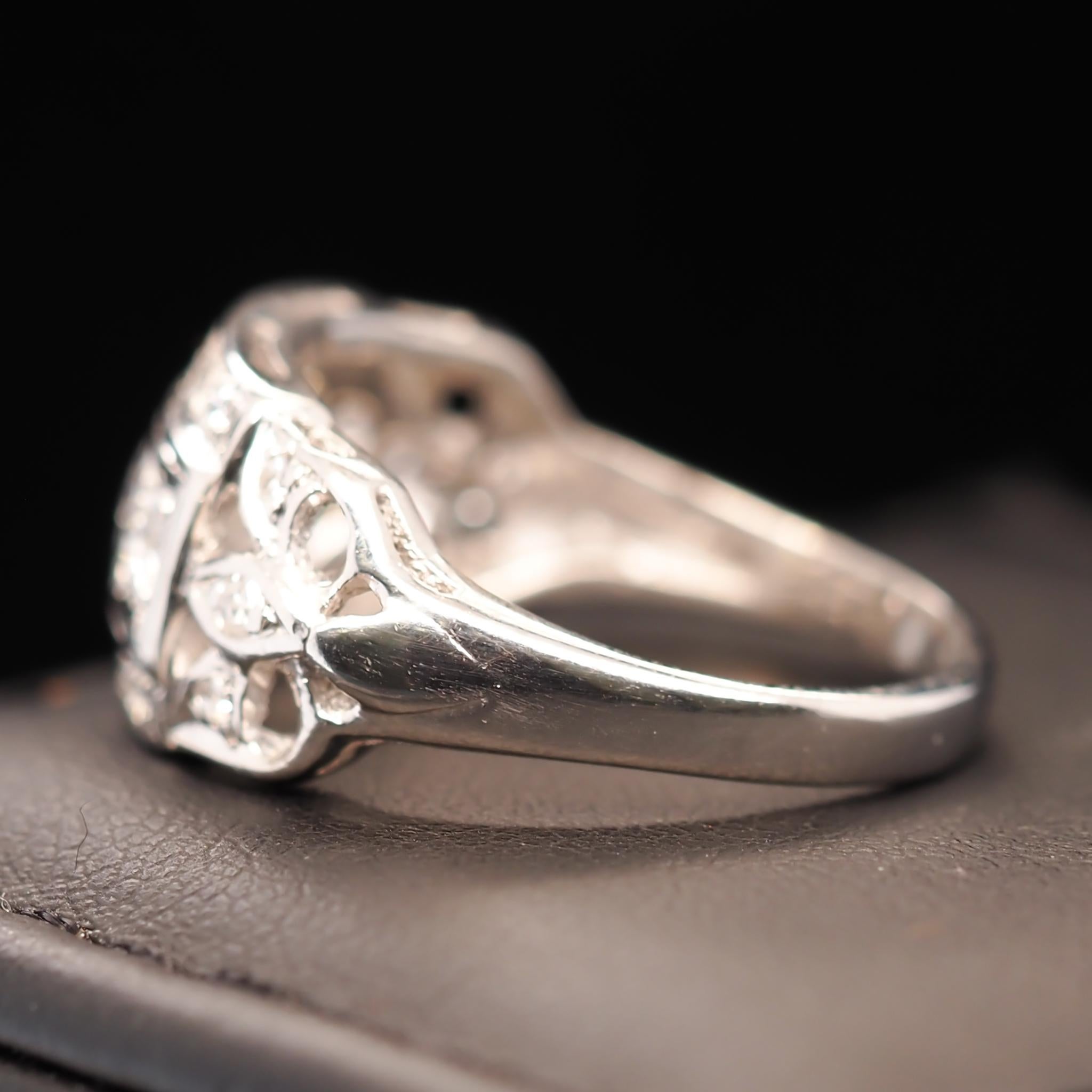 Platinum Art Deco Old European Diamond Engagement Ring In Good Condition For Sale In Atlanta, GA