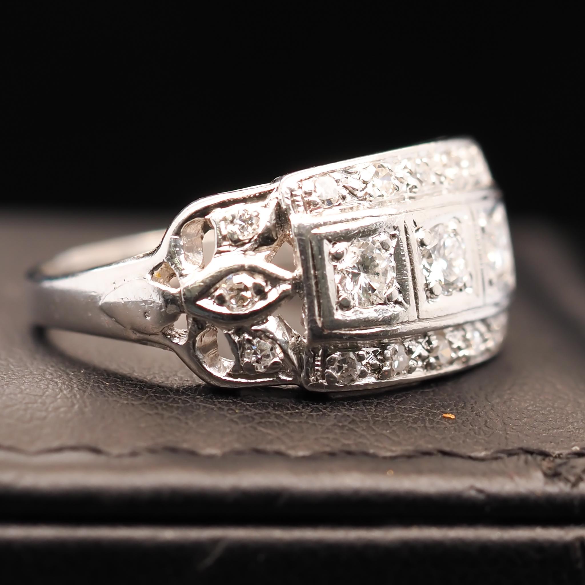 Platinum Art Deco Old European Diamond Engagement Ring For Sale 1