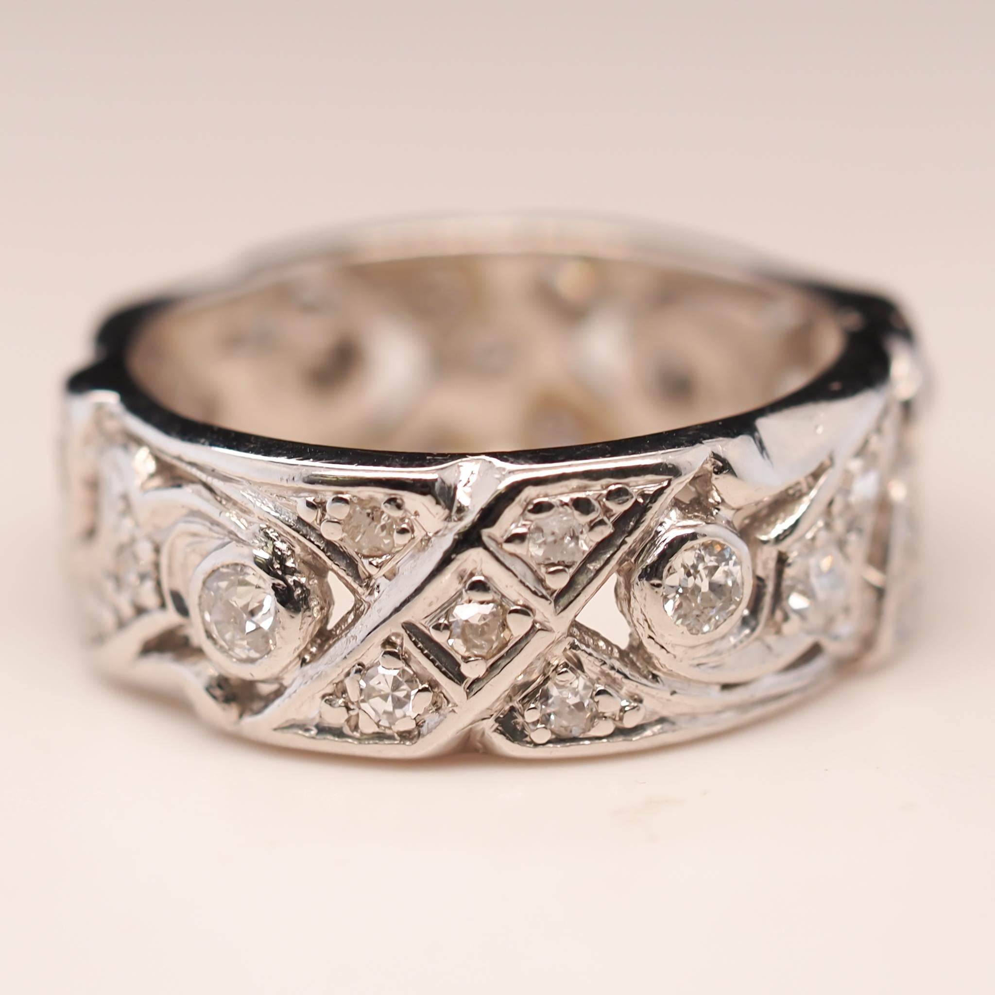 Platinum Art Deco Ornate Diamond Eternity Wedding Band For Sale 1