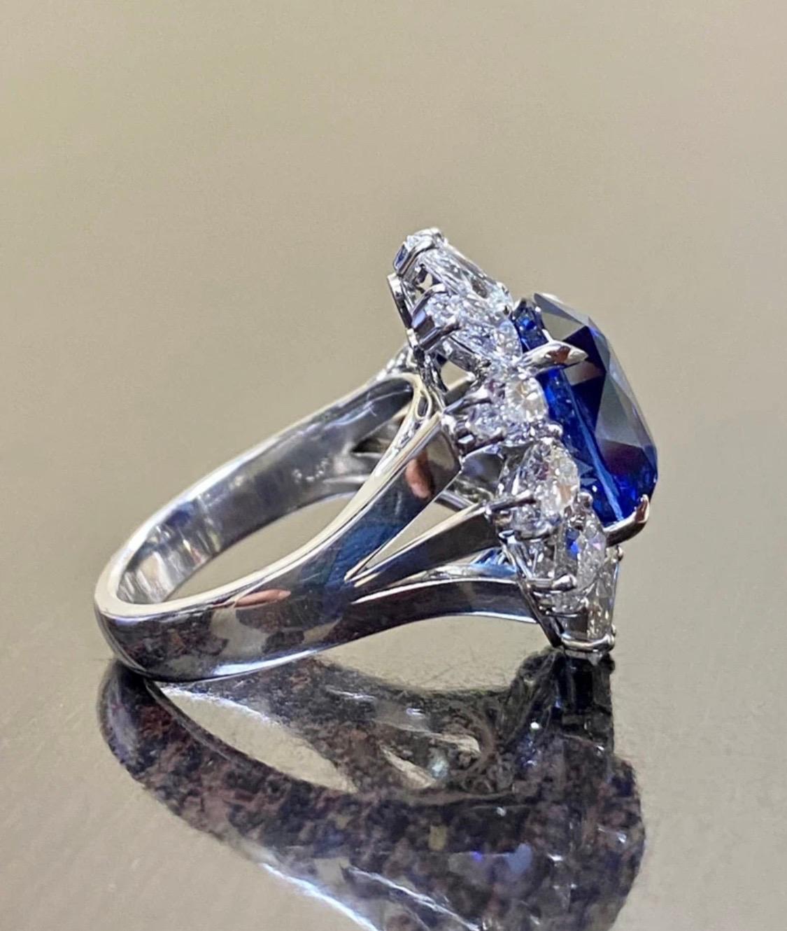 Platinum Art Deco Pear Shape Diamond 8.59 Carat Blue Sapphire Engagement Ring For Sale 1
