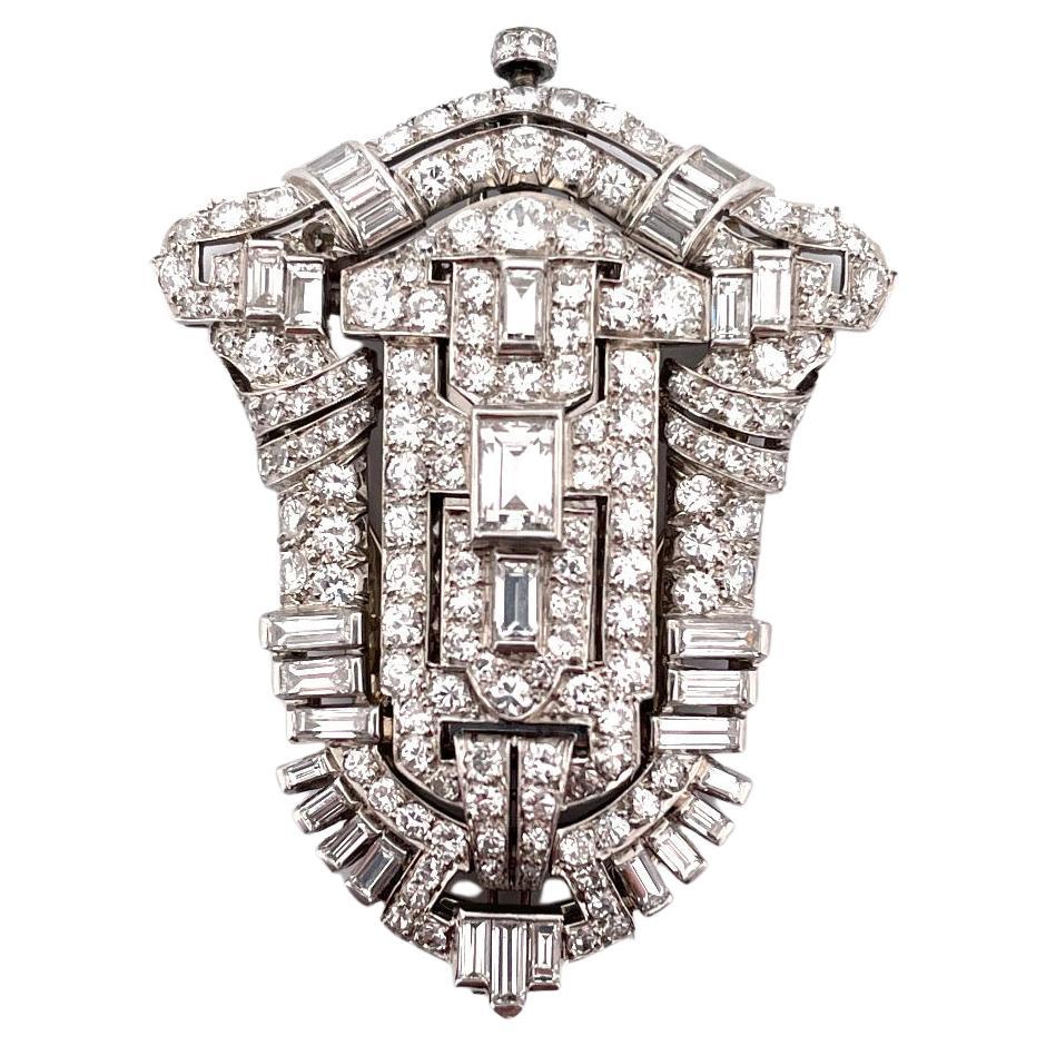 Platin Art-Déco-Anhänger, Uhr und Brosche mit 6,50 TCW-Diamanten im Mischschliff im Angebot