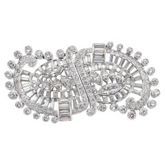 Platin Art Deco Anstecknadel/Brosche mit ~7,50 Karat Diamanten