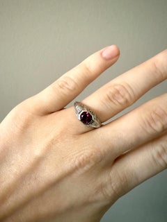 Platinum Art Deco Rhodolite Garnet & Diamond Solitaire Ring