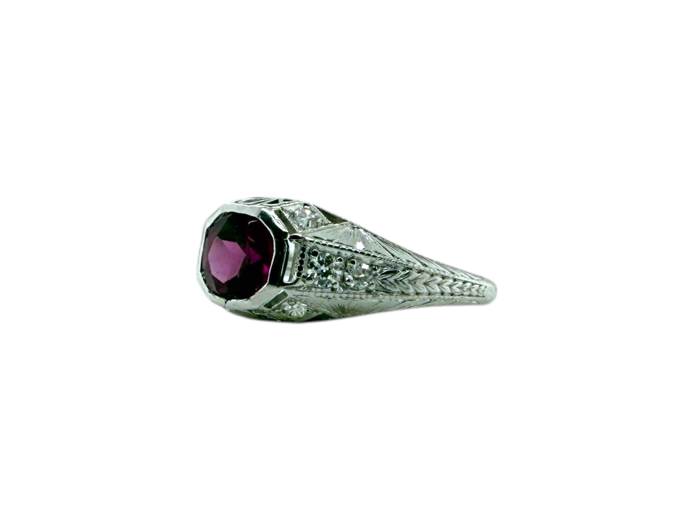 Platin Art Deco Rhodolith Granat & Diamant Solitär Ring im Angebot 2