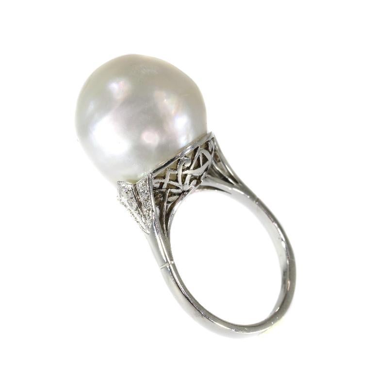 Round Cut Platinum Art Deco Ring with Certified Pearl and Diamonds, circa 1920 For Sale