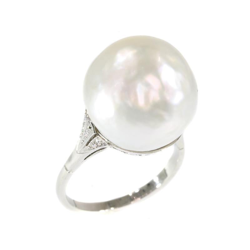 Platinum Art Deco Ring with Certified Pearl and Diamonds, circa 1920 For Sale 1